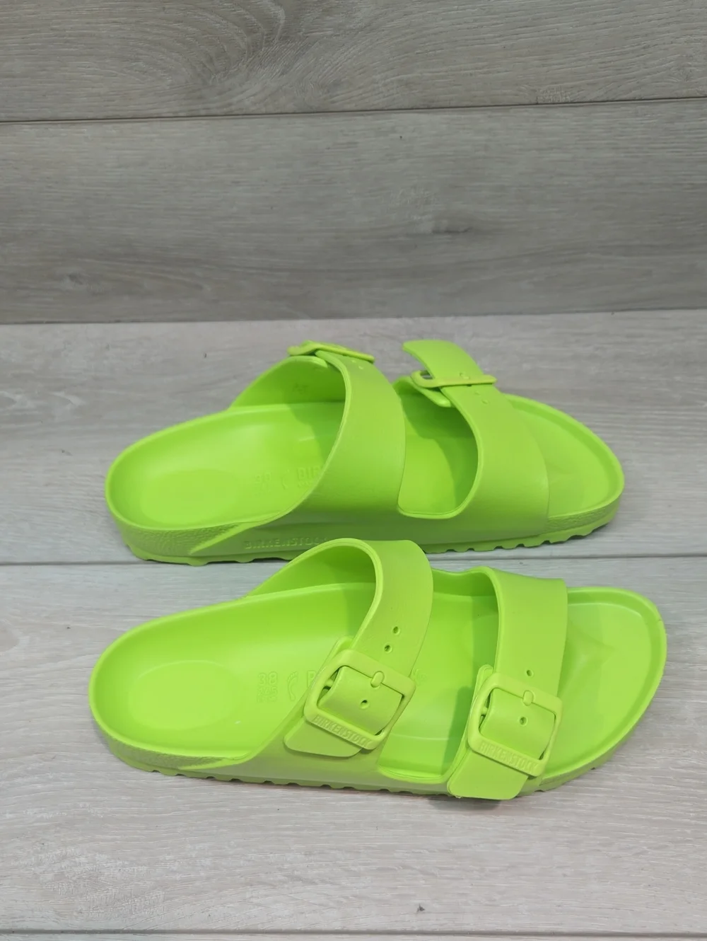 NWOT Birkenstock Women Arizona EVA Sandals Shoes Sz 38/7 Narrow